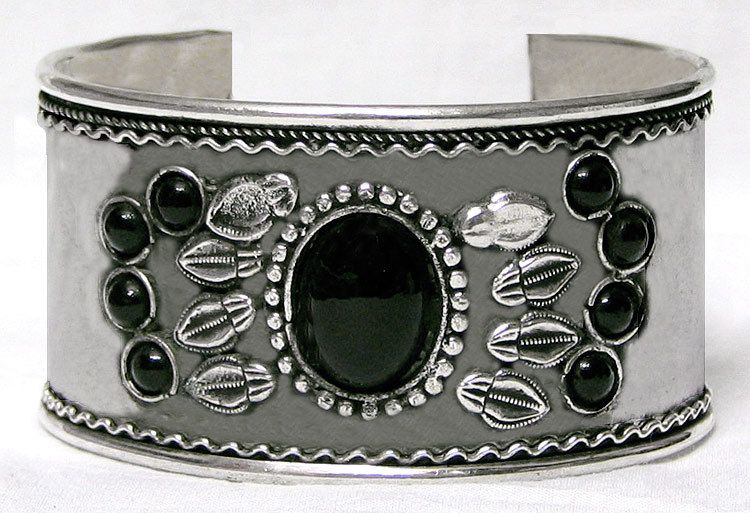 Black Onyx Cuff Bracelet – NY Texas Style Boutique