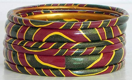 Red and Green Painted Saffron Lac Bangles