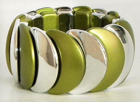 Olive Green and White Stretchable Link Bracelet