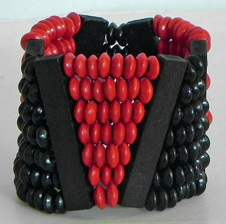 Red and Black Beaded Stretch Bracelet