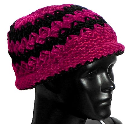 Ladies Hand Knitted Black and Red Woolen Beanie Cap