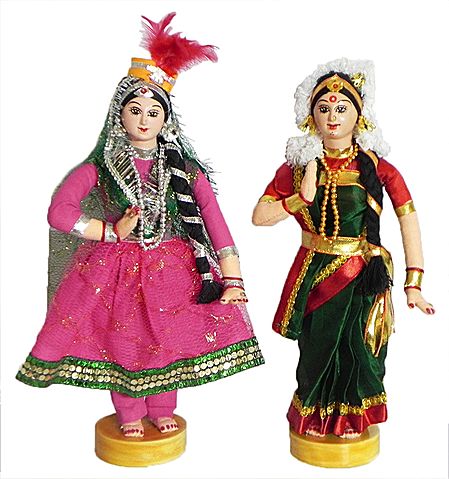 Kathak and Bharatnatyam Dancers