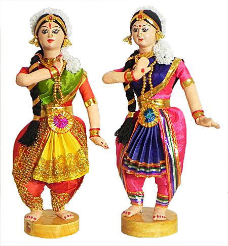 Bharatnatyam Dancers