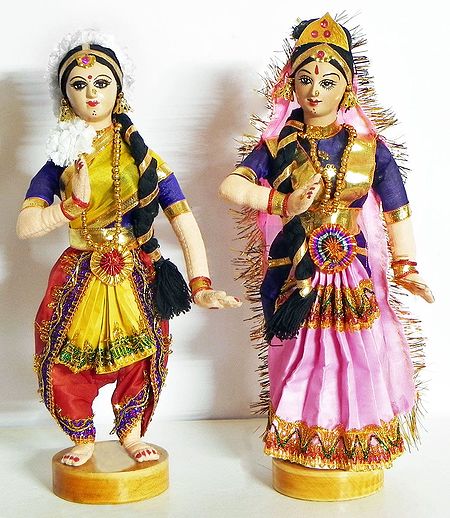 Kuchipudi and Bharatnatyam Dancer from South India