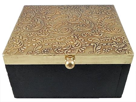 Carved Design Wooden Jewelry Box