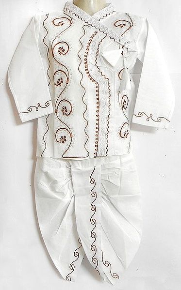 Embroidered white Full Sleeve Kurta and Dhoti
