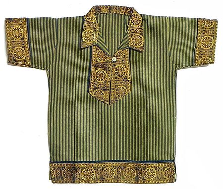 Green Stripe Half Sleeve Cotton Short Kurta with Wheel of Konark Weave Design