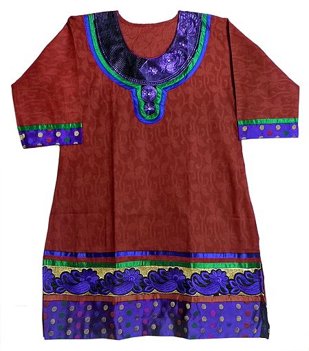 Self Design Red Kurta with Blue Embroidered Neckline and Border with Three Quarter Sleeves