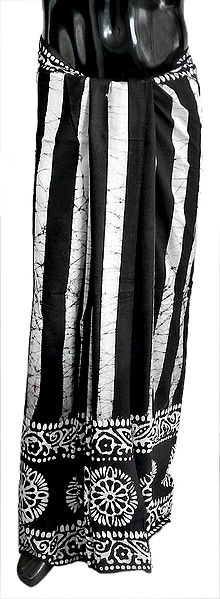 White Batik and Stripe on Black Cotton Lungi