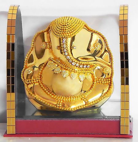 Gold Plated Ganesha in Acrylic Case