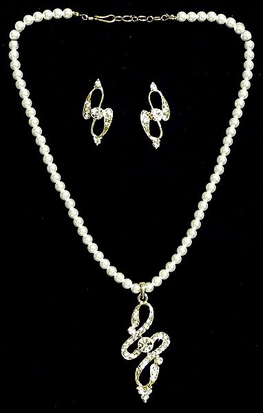 Artificial Pearl Necklace with Stone Studded Pendant and Earrings