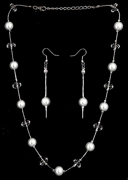 White Bead Necklace Set