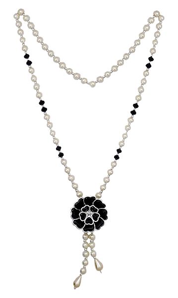 Synthetic Pearl Bead Necklace