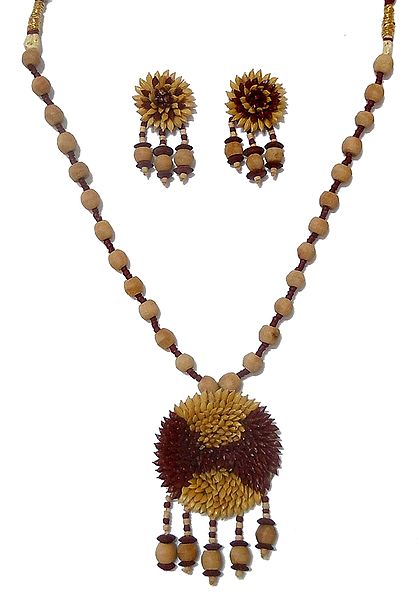 Wooden Bead Necklace with Paddy Pendant and Earrings