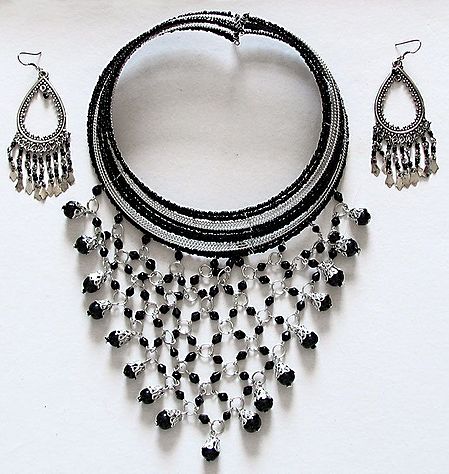 Black and White Cascade Spring Choker with Earrings