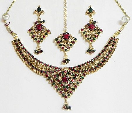 Dark Maroon, Green and Amber Yellow Stone Studded Necklace with Earrings and Maang Tikka