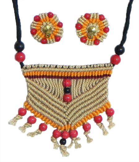 Beige Thread Necklace with Red Beads