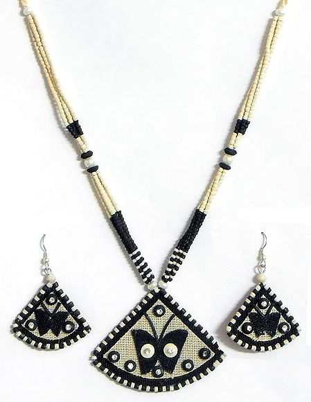 Black and Beige Wooden Bead Necklace with Jute Pendant and Earrings