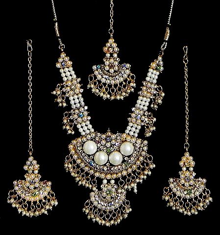 White pearl with Stone Studded Necklace, Earrings and Mang TIka