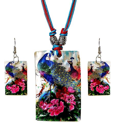 Peacock with Flower Print Shell Pendant Set
