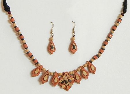 Beige with Black Terracotta Necklace and Earring Set