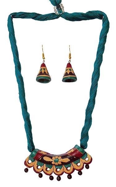 Terracotta Hansuli Pendant and Earrings