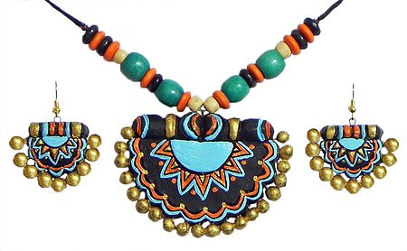 Wooden Bead Necklace with Hand Painted Fan Shaped Terracotta Pendant and Earrings