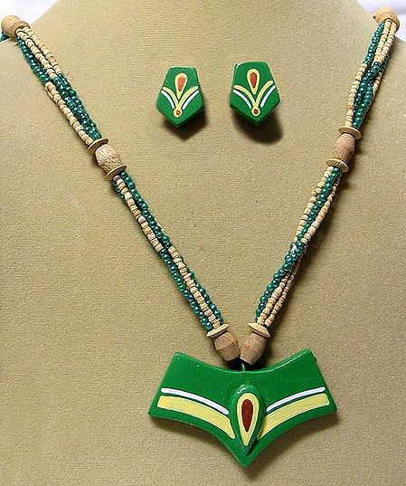 Wooden Bead Necklace with Green Terracotta Pendant and Earrings