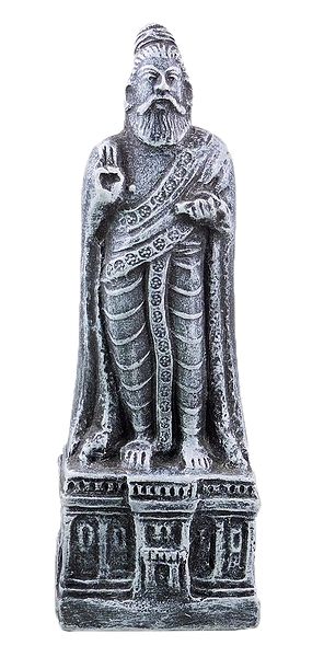  Saint Thiruvalluvar Statue