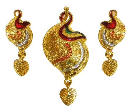 Gold Plated Pendant with Earrings