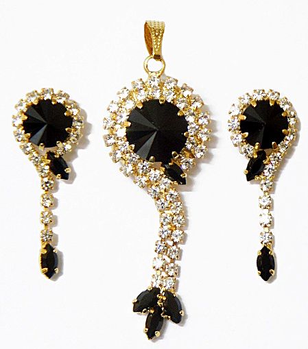 Black Stone Studded Pendant and Earrings