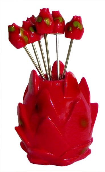 Dragon Fruit Shaped Stand with Six Fruit Forks