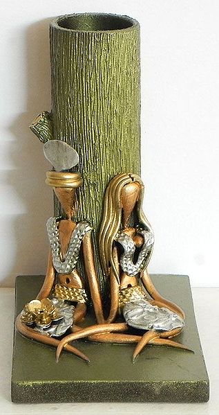 Resin Tribal Couple with Wooden Flower Vase