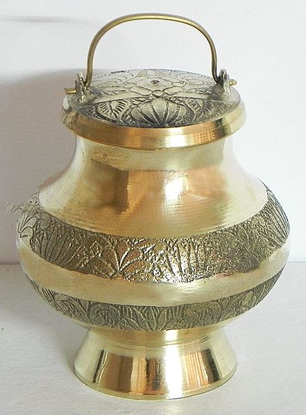 Brass Kamandalu for Holy Water