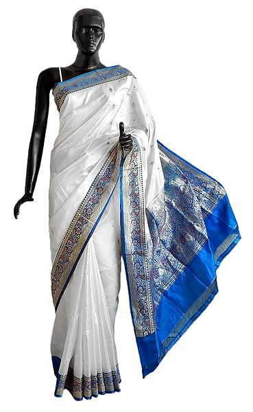 Banarasi White koriyal Katan Silk Saree with All-Over Zari Boota, Blue Border and Gorgeous Pallu