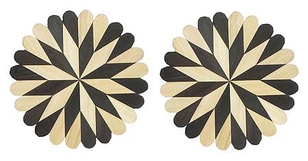 Set of Two Diamond Shaped Brown and Off-White Round Wooden Mats