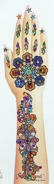 One Piece Multicolor Stone Studded Hand Mehendi