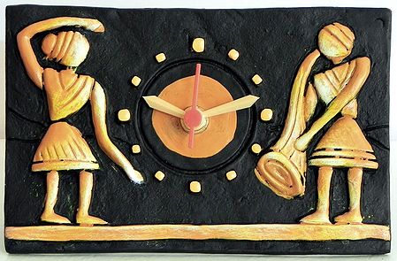 Battery Operated Table Clock in a Terracotta Plate with Tribal Folk Dancers
