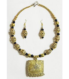 Free Size SB73 DollsofIndia Bead Necklace with Brass Dokra Pendant 