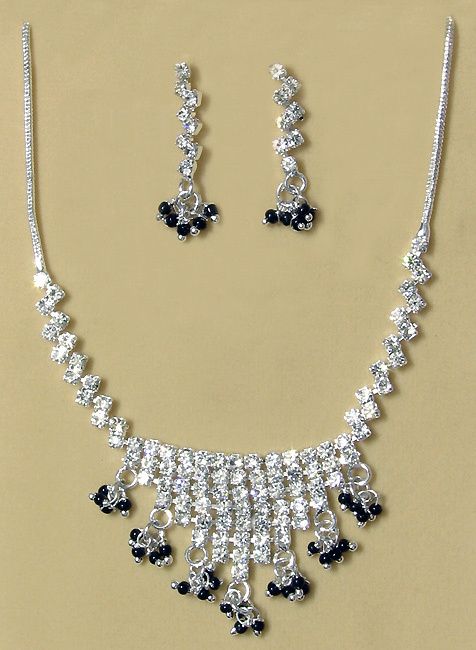 Pendant necklace: White zirconia stones – THOMAS SABO