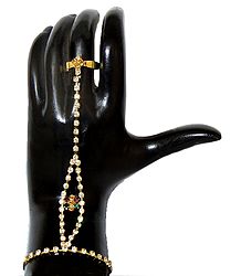 White, Maroon and Green Stone Studded Ratanchur For One Hand