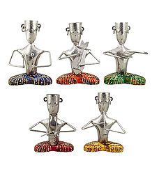 Set of 5 Musicians with Multicolor Dhoti - Iron Craft