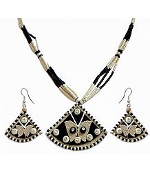 Black and White Bead Necklace with Pendant and Earrings