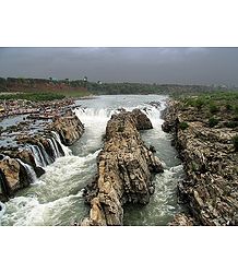 Dhuandhar Waterfalls - Jabalpur, Madhya Pradesh, India